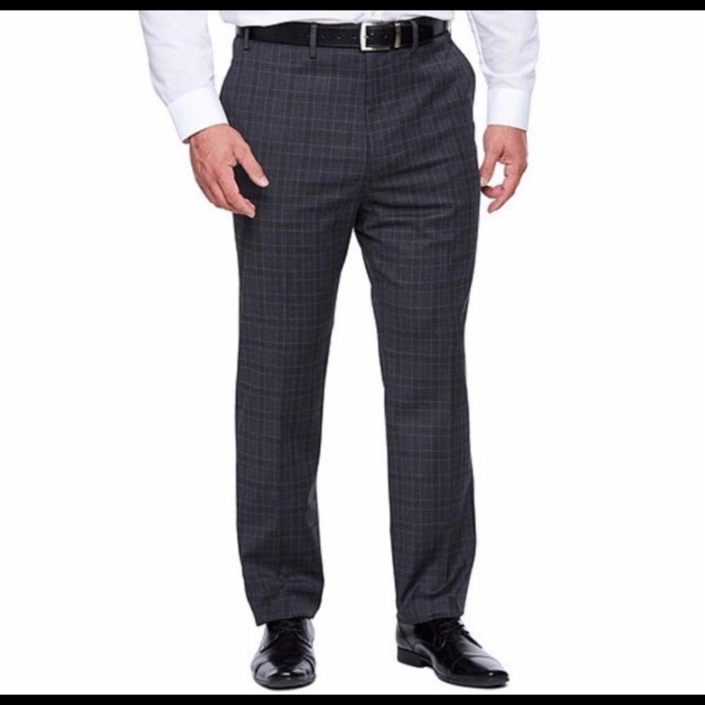 💴Sold💴 
Shaquille O'Neal Big/Tall Grey Plaid Trousers Flat Front 52W/30L